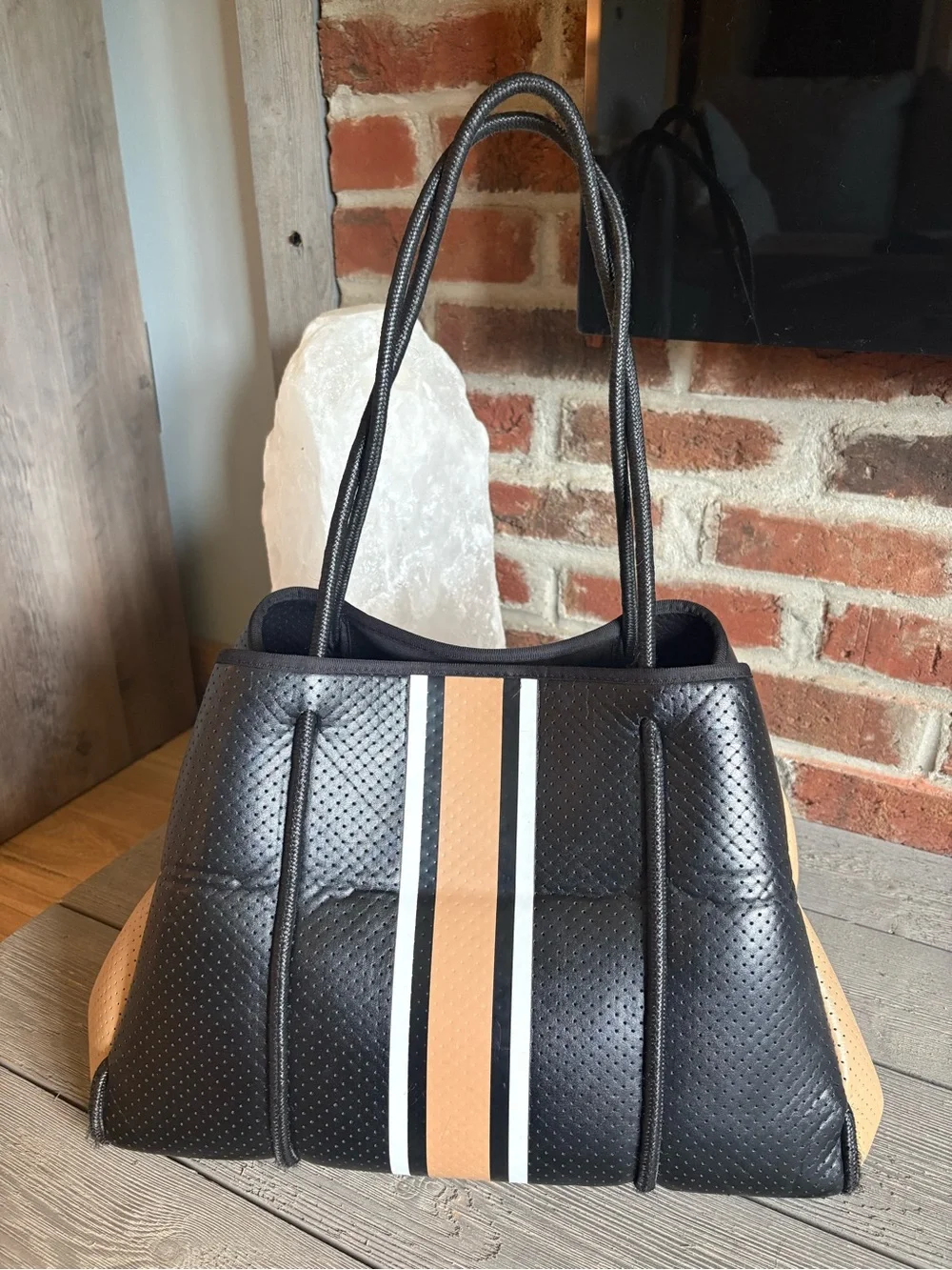 HAUTE SHORE Neoprene Tote Bag